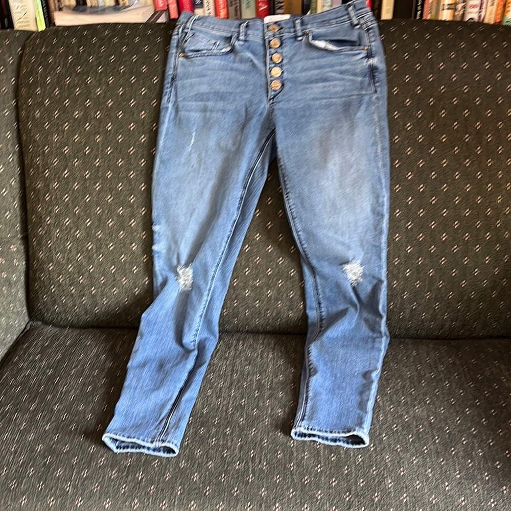 Skinny jeans stressed